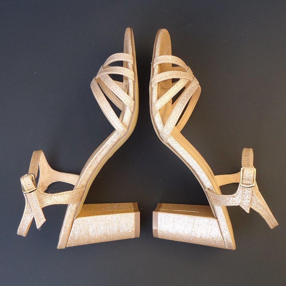 SIZE 6.5. BADGLEY MISCHKA American Glamour gold glitter block heels sandals. - Picture 13 of 16